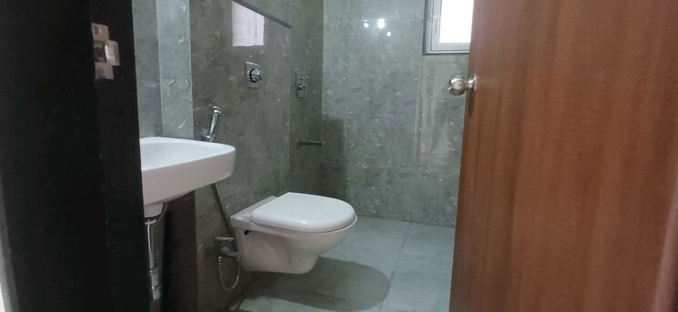 Bathroom, vtp-beaumonde 2 Bedroom 770 Sq.Ft. Apartment In Kharadi Pune 9736458