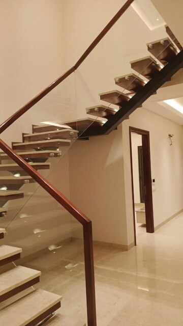 Staircase in 5 BHK Independent House at Sector 80 – for Sale