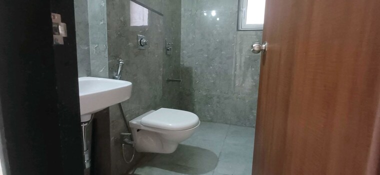 Bathroom, vtp-beaumonde 3 Bedroom 1100 Sq.Ft. Apartment In Kharadi Pune 9736477
