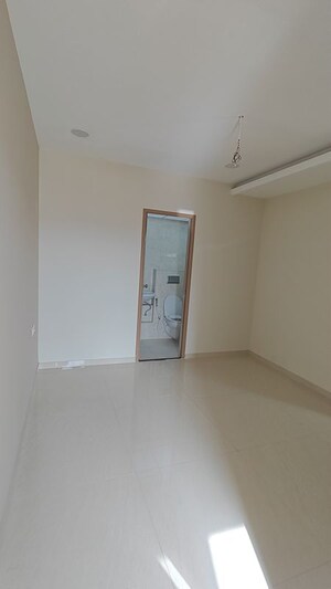 Room in 1 BHK Apartment at Godrej Prime, Chembur – for Sale