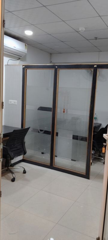 Team Area in  Office Space at Gaur City Mall, Sector 4 Greater Noida – for Rent