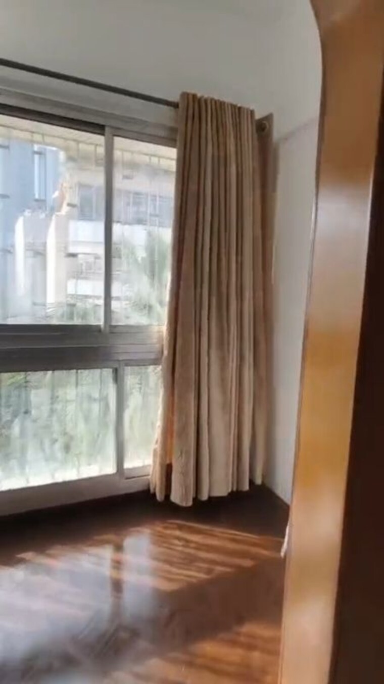 Room, bandra west 2 Bedroom 750 Sq.Ft. Apartment In Bandra West Mumbai 9730733