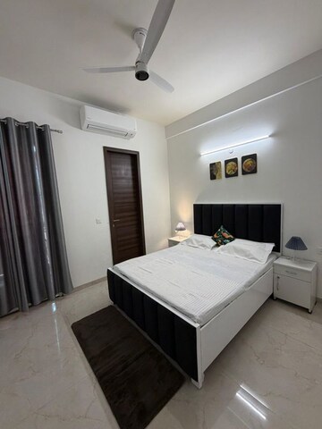 Bedroom in 3 BHK Builder Floor at Vinayak Plaza, Sector 15 – for Rent