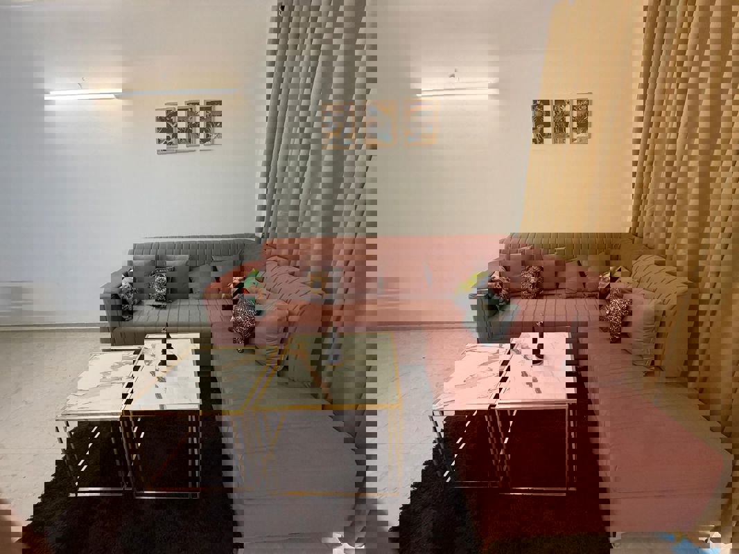 3 BHK 1750 Sq.Ft. Builder Floor in Vinayak Plaza