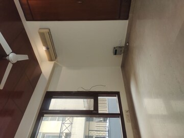 Furnished Amenities in 4 BHK Builder Floor at New Friends Colony – for Rent