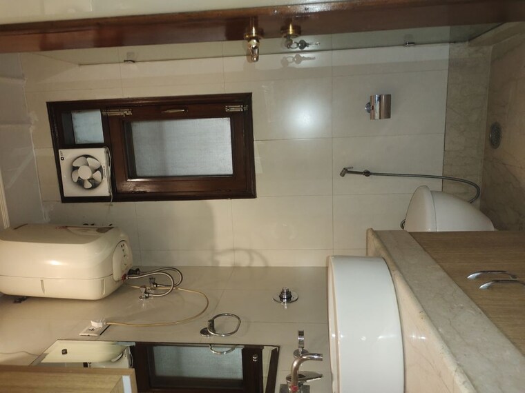 Kitchen, new friends colony 4 Bedroom 4000 Sq.Ft. Builder Floor In New Friends Colony Delhi 9736524