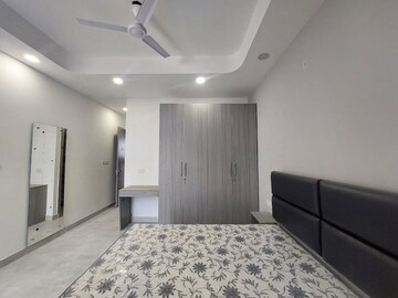 Bedroom in 1 BHK Builder Floor at Ardee Mall, Sector 52 – for Rent