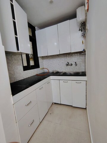 Kitchen in 1 BHK Builder Floor at Malviya Nagar – for Rent