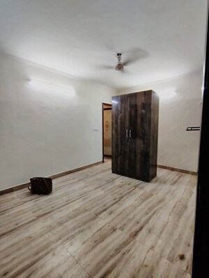 Room in 1 BHK Builder Floor at Malviya Nagar – for Rent