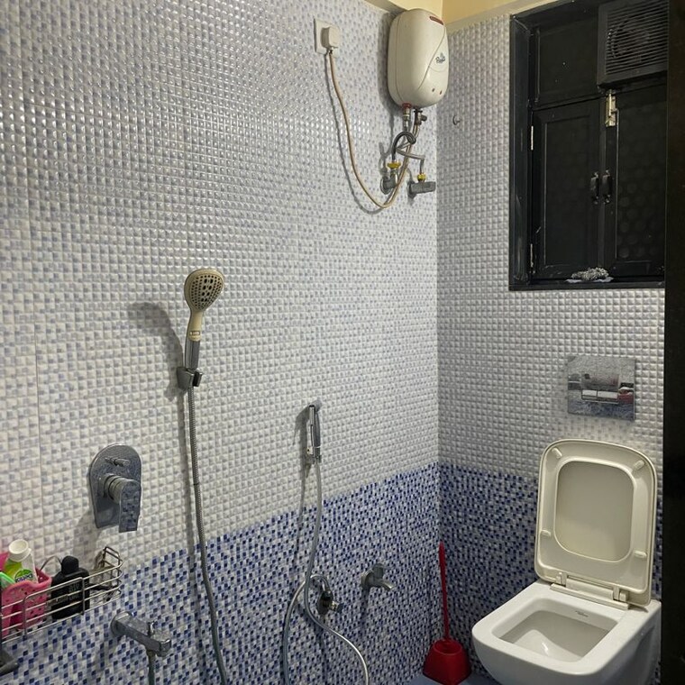 Bathroom, joy-homes-chs-ltd 2 Bedroom 670 Sq.Ft. Apartment In Valmik Nagar Mumbai 9736540