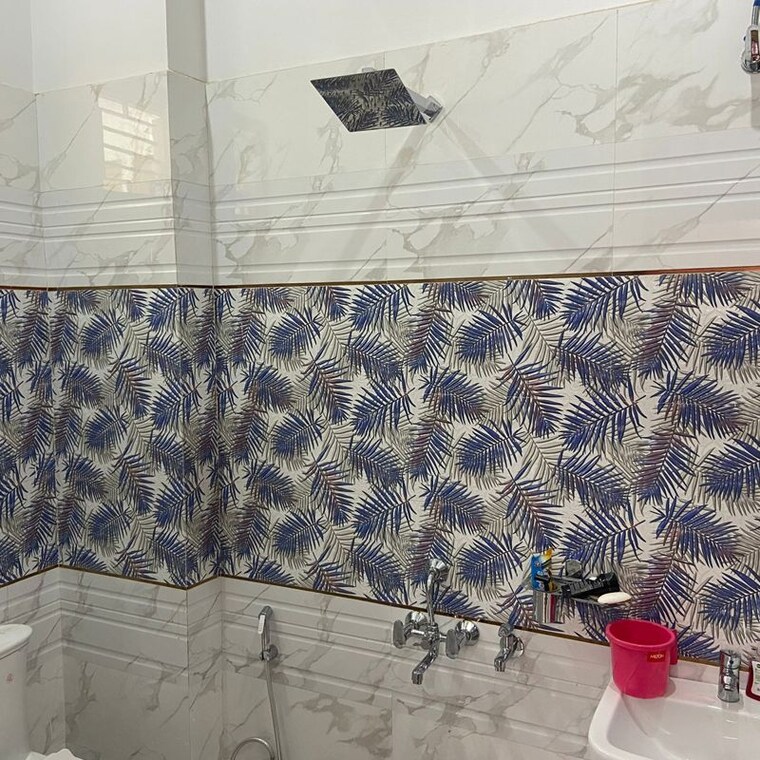 Bathroom, gomti nagar Pg For Girls In Gomti Nagar 9736549