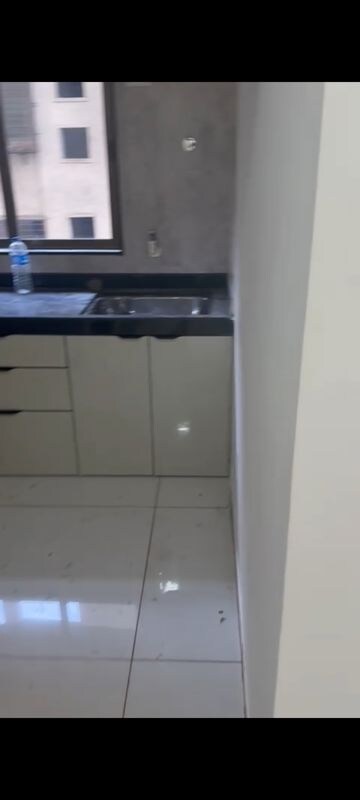 Furnished Amenities in 1 BHK Apartment at Goregaon West View CHS, Goregaon West – for Rent