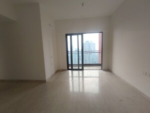 Room in 2 BHK Apartment at Lodha Vista, Lower Parel – for Rent