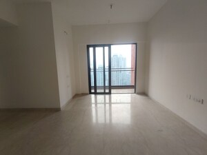 Room in 2 BHK Apartment at Lodha Vista, Lower Parel – for Rent