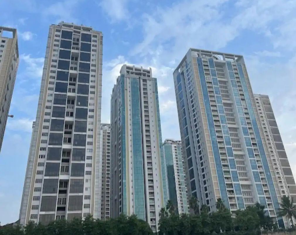 2 BHK + Pooja Room Apartment For Sale in Lanco Hills Apartments