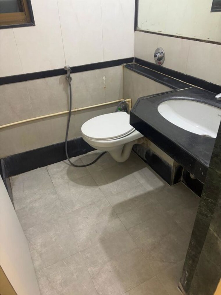 Bathroom, goyal-green-woods 2 Bedroom 756 Sq.Ft. Apartment In Andheri East Mumbai 9736609