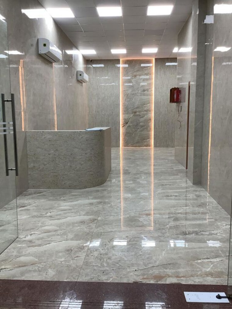 undefined, cosmos-plaza Commercial Office Space 2000 Sq.Ft. In Andheri West Mumbai 9736617