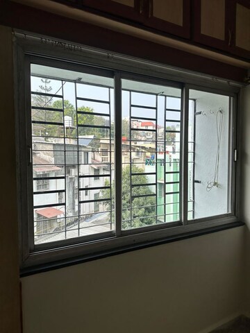 Room in 1 BHK Apartment at Saudamini CHS, Kothrud – for Rent