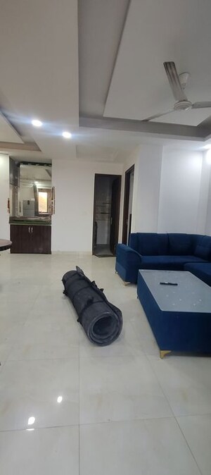 Living Room in 3 BHK Builder Floor at Chattarpur – for Rent