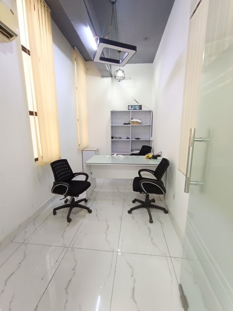 Team Area, sector 2 Commercial Office Space 1250 Sq.Ft. In Sector 2 Noida 9736653