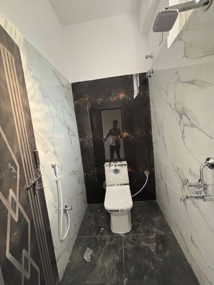 Bathroom, kondapur 1 Bedroom 550 Sq.Ft. Apartment In Kondapur Hyderabad 9736678