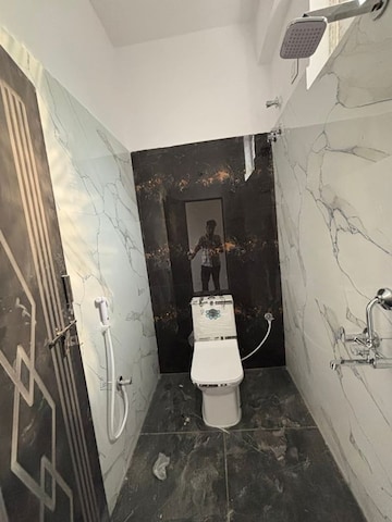 Bathroom in 1 BHK Apartment at Kondapur – for Rent