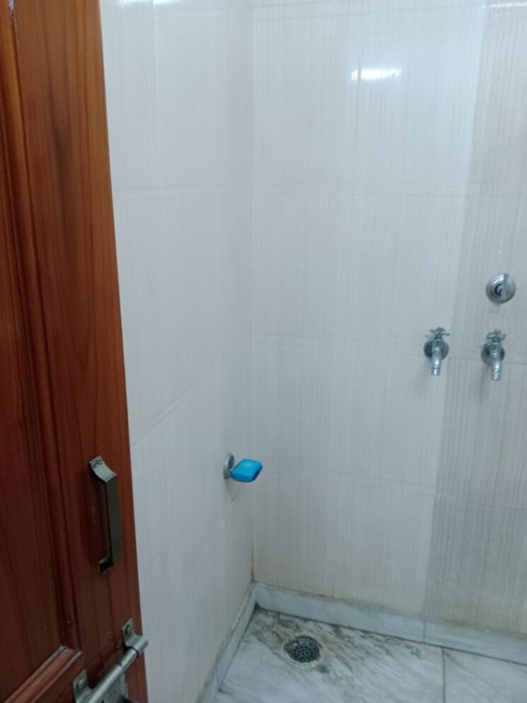 Bathroom, sector 24 2 Bedroom 900 Sq.Ft. Builder Floor In Sector 24 Panipat 9736703