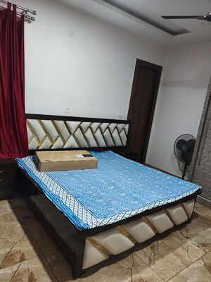 Room in  Pg at Gomti Nagar – for Rent