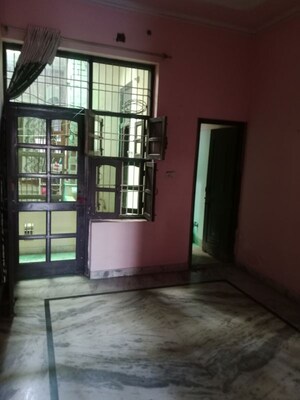 Room in 2 BHK Builder Floor at Sector 24 – for Rent