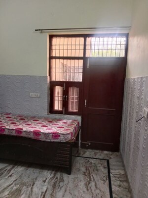Bedroom in 2 BHK Builder Floor at Sector 25 – for Rent