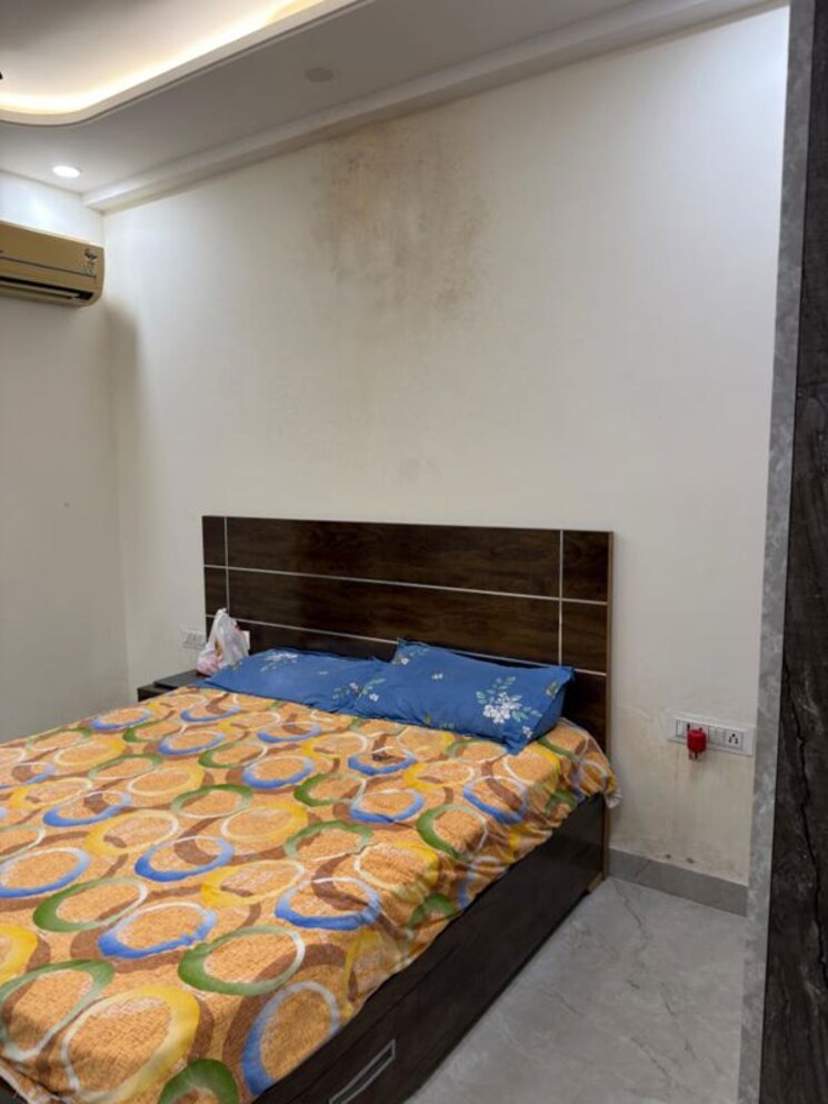 Bedroom, apex-anuradha-apartments 3 Bedroom 1250 Sq.Ft. Apartment In Paschim Vihar Delhi 9736746