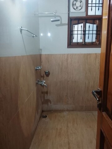 Bathroom in 3 BHK Builder Floor at Sector 31 – for Rent