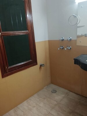 Bathroom in 3 BHK Builder Floor at Sector 31 – for Rent