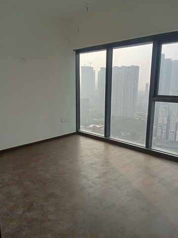 Room in 2 BHK Apartment at Lodha Azure, Powai – for Rent