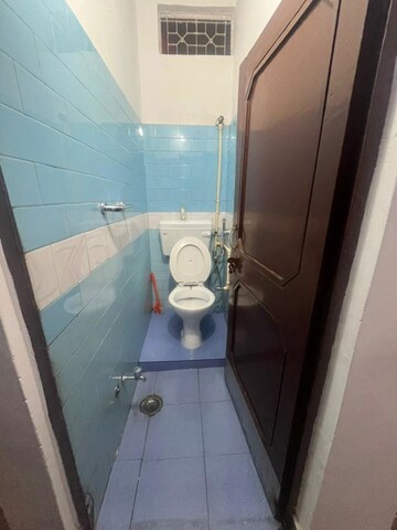 Bathroom in 1 BHK Apartment at Krishna Nagar – for Rent