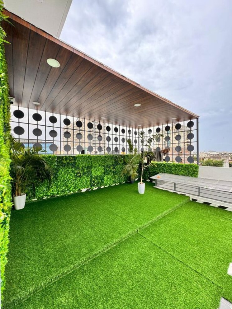 Garden, vaishali nagar 5 Bedroom 4500 Sq.Ft. Independent House In Vaishali Nagar Jaipur 9736793