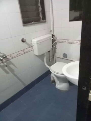 Bathroom in 1 BHK Apartment at Dombivli West – for Rent