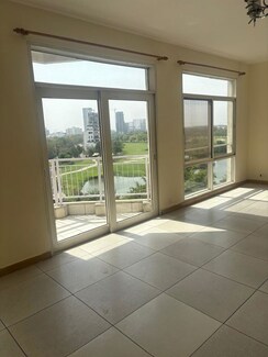 3.5 BHK + Servant Room Apartment For Sale in Jaypee Moon Court
