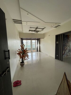 Room in 3 BHK Apartment at Mohite Paradise G, Anand Nagar – for Sale