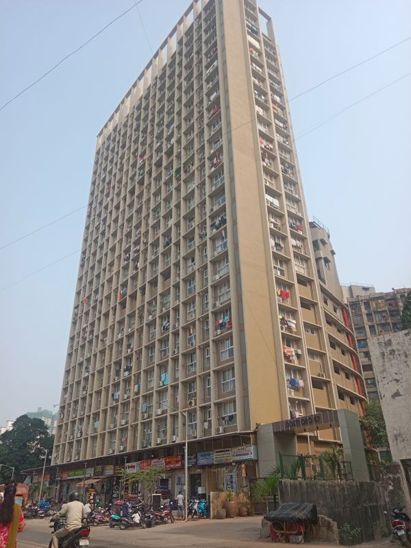 2 BHK 587 Sq.Ft. Apartment in Dosti Oro 67