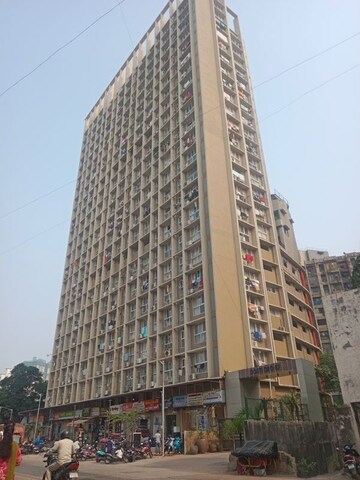 2 BHK Apartment For Rent in Dosti Oro 67, Kandivali West