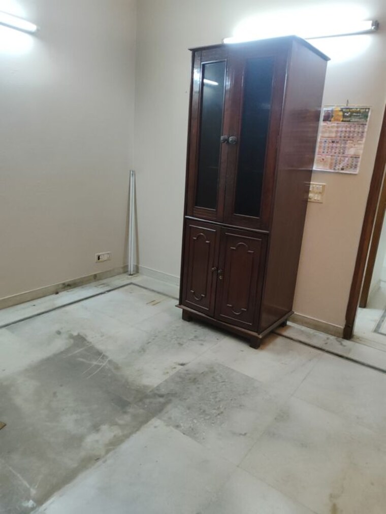 Room, rwa-apartments-sector-26 3 Bedroom 1650 Sq.Ft. Villa In Sector 26 Noida 9736907