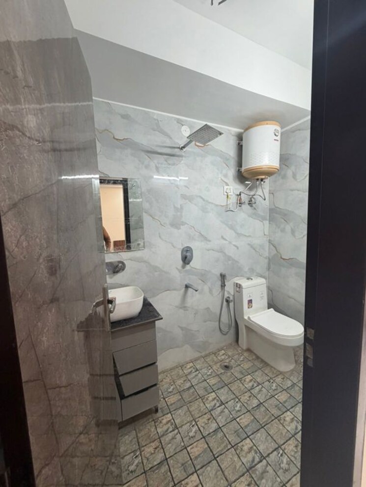 Bathroom, ansal-sushant-floors 1 RK 360 Sq.Ft. Builder Floor In Sushant Lok ii Gurgaon 9736910