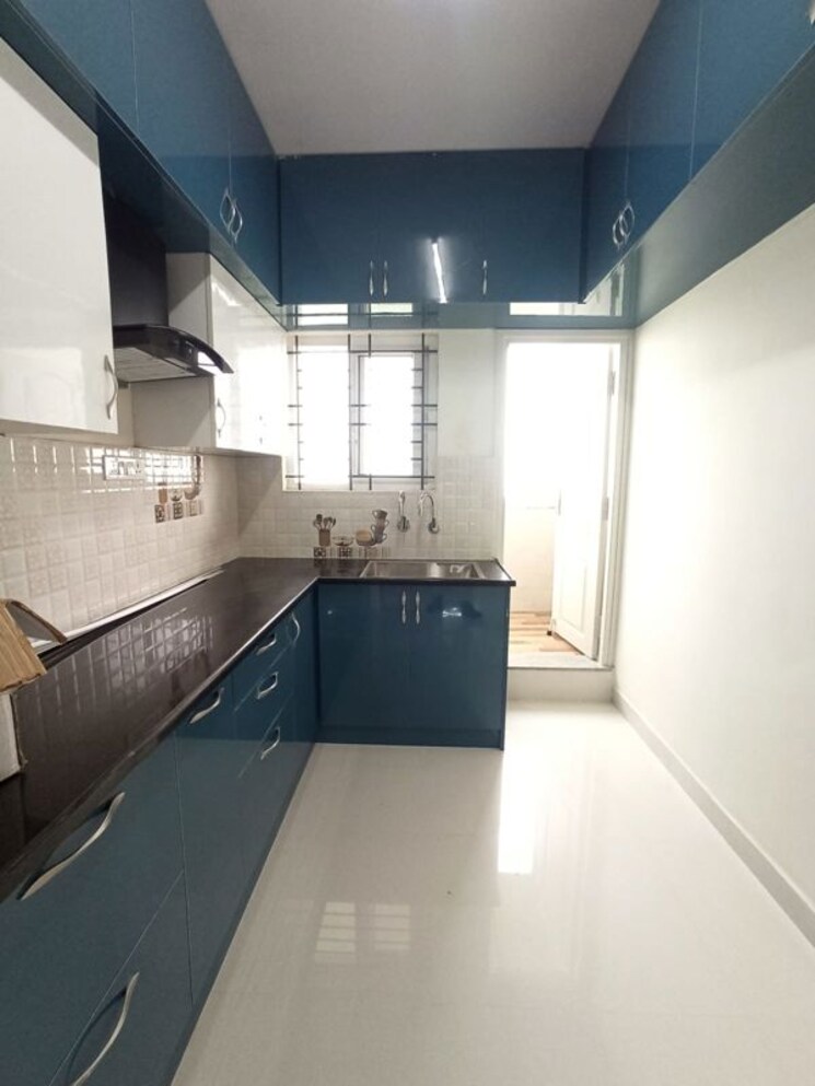Kitchen, abhee-nandana 3 Bedroom 1500 Sq.Ft. Apartment In Harlur Bangalore 9736914