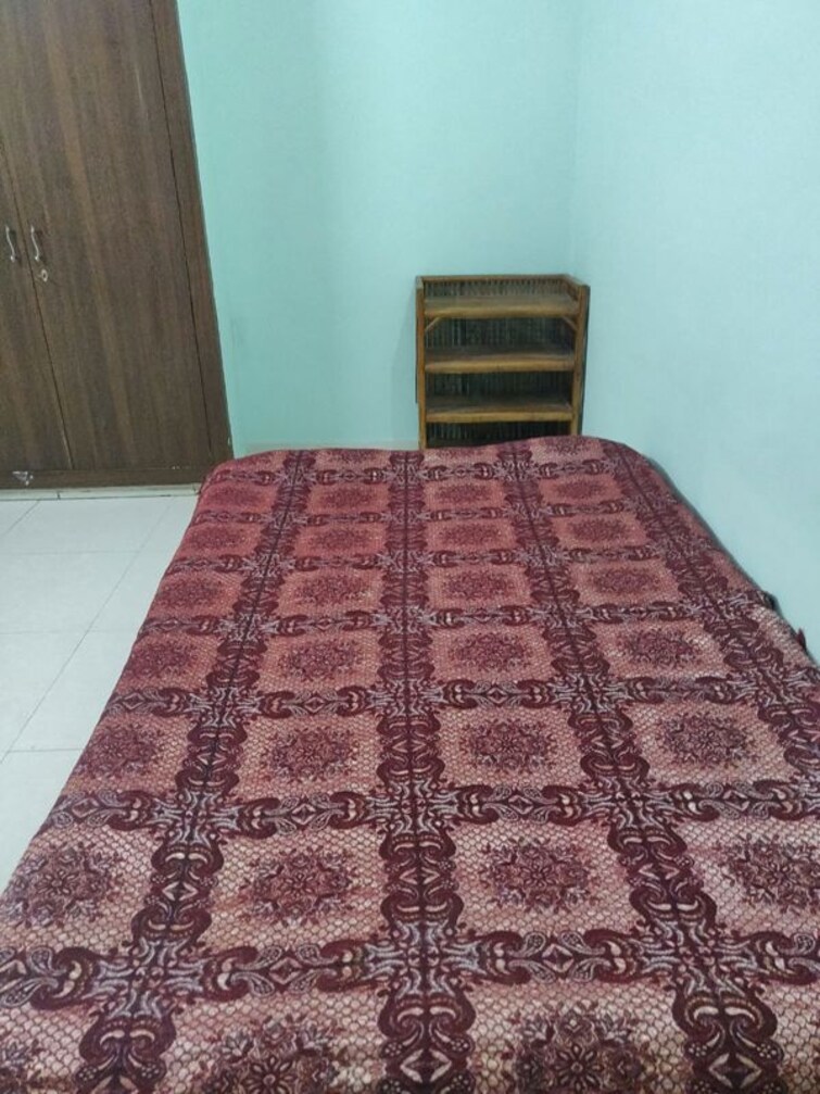 Bedroom, gomti nagar 2 Bedroom 1100 Sq.Ft. Builder Floor In Gomti Nagar Lucknow 9736922