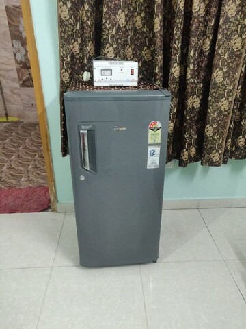 Furnished Amenities in 2 BHK Builder Floor at Gomti Nagar – for Rent