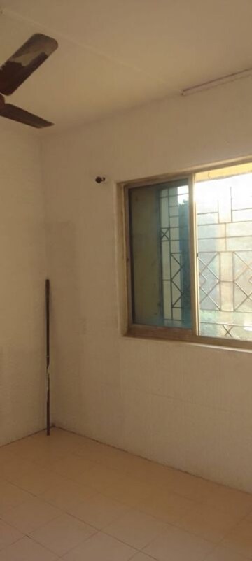 Room in 1 BHK Apartment at Swastik Park Kiran Mill Colony, Kiran Mill Colony – for Sale