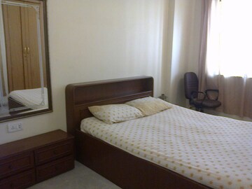 Bedroom in 2 BHK Apartment at Hiranandani Gardens Eternia, Powai – for Rent