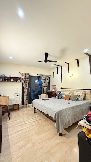 Team Area in 4 BHK Villa at Embassy Grove, Kodihalli – for Rent