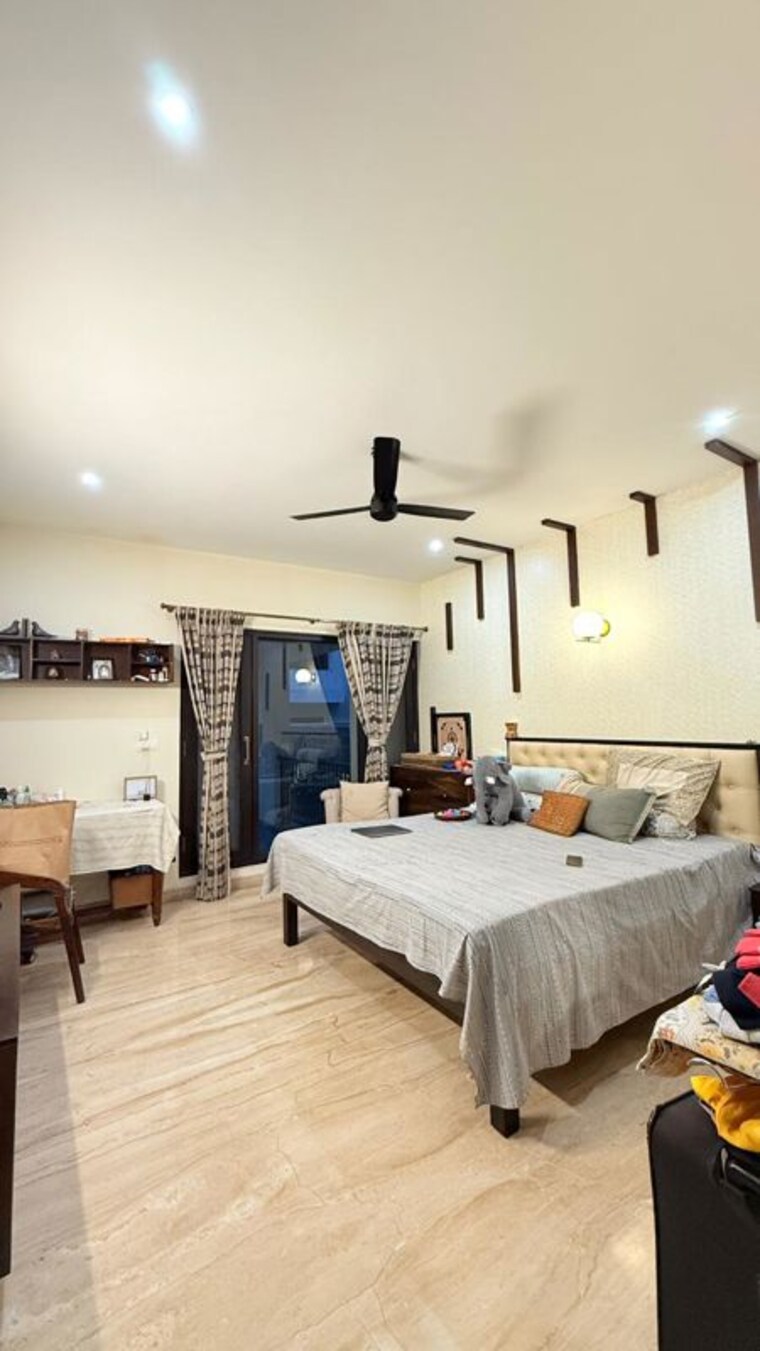 Team Area, embassy-grove 4 Bedroom 3850 Sq.Ft. Villa In Kodihalli Bangalore 9737059